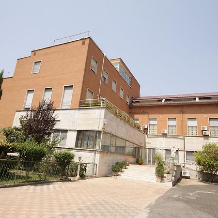 Casa Per Ferie Margherita Diomira Hotel Rome Exterior photo